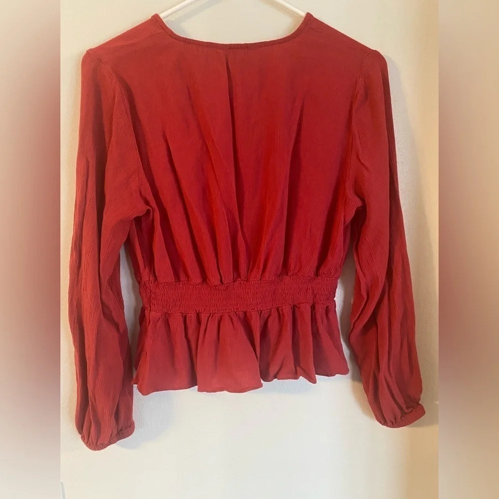 Express | Top | Size M - Picture 2 of 6